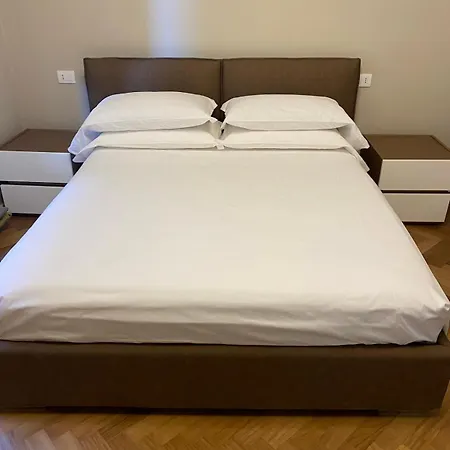 Residenze Strozzi Pensionat Florens
