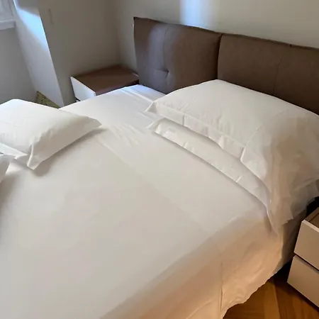 Residenze Strozzi بيت ضيافة فلورنس